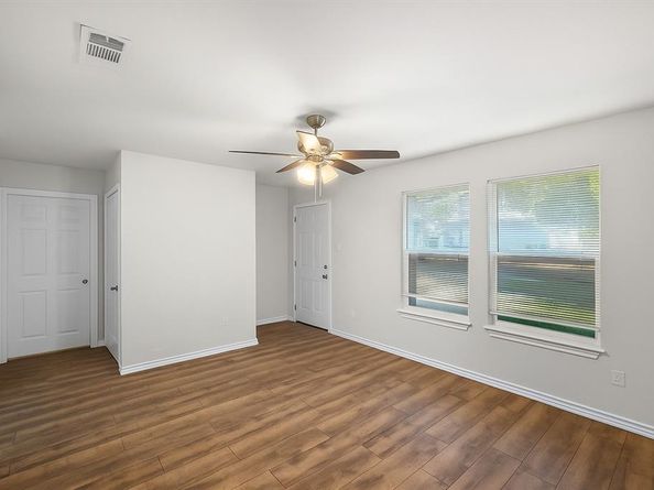 2113  San Antonio  , Grand Prairie Texas 75051