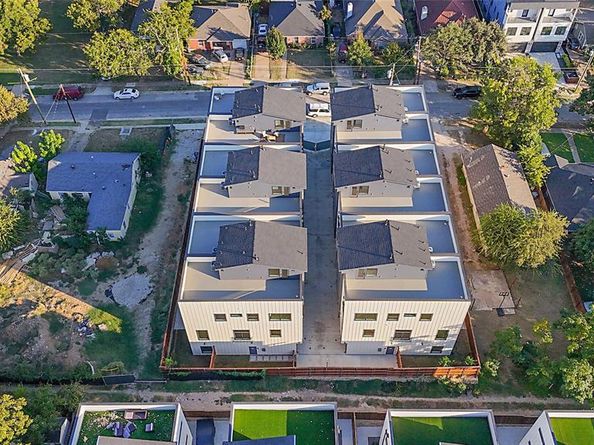 2203  Hondo Avenue  103, Dallas Texas 75219