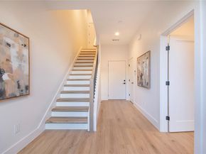 2203  Hondo Avenue  103, Dallas Texas 75219
