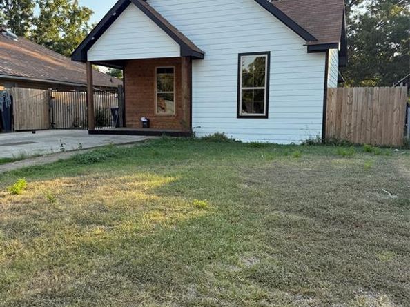 7407  Concord Avenue , Dallas Texas 75235