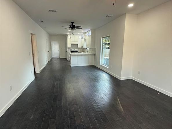 7407  Concord Avenue , Dallas Texas 75235