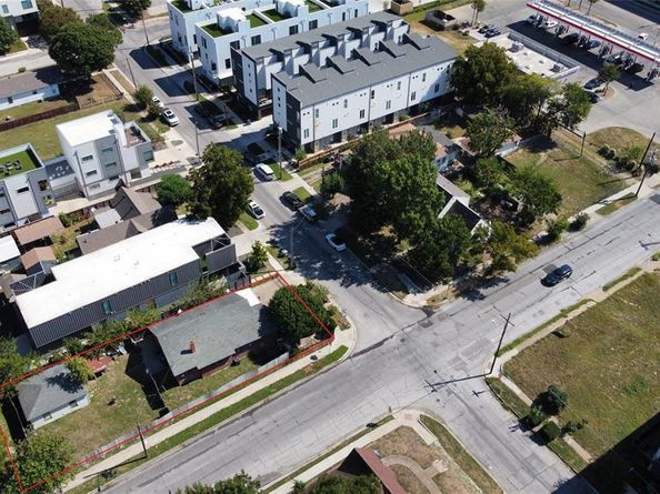 4301  Roseland Avenue , Dallas Texas 75204