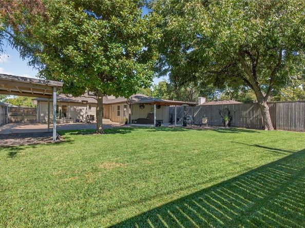 6842  Arboreal Drive , Dallas Texas 75231