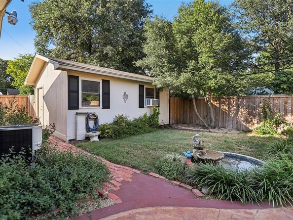 4212 SW Loop 820  , Fort Worth Texas 76109