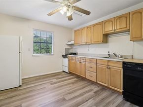 4212 SW Loop 820  , Fort Worth Texas 76109