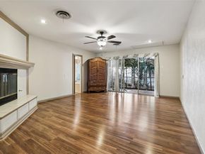 4212 SW Loop 820  , Fort Worth Texas 76109