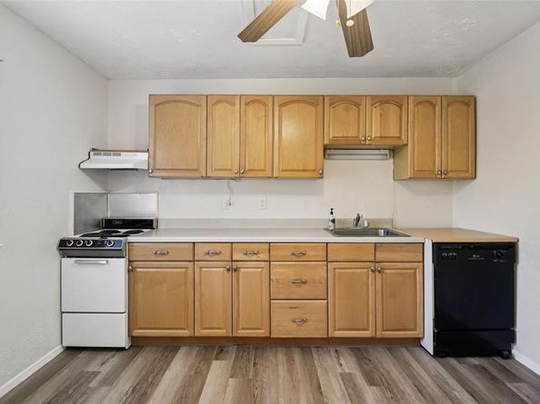 4212 SW Loop 820  , Fort Worth Texas 76109