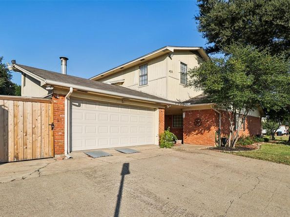 4212 SW Loop 820  , Fort Worth Texas 76109