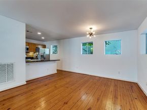 4214  Swiss Avenue  C, Dallas Texas 75204