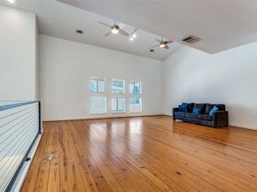 4214  Swiss Avenue  C, Dallas Texas 75204