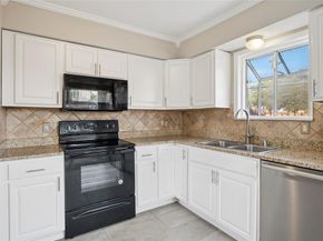 2212  Salem Drive , Carrollton Texas 75006