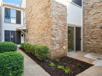 2212  Salem Drive 