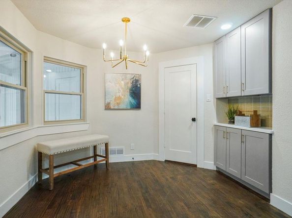 9332  Loma Vista Drive , Dallas Texas 75243