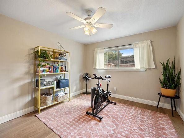 13644  Brookgreen Drive , Dallas Texas 75240
