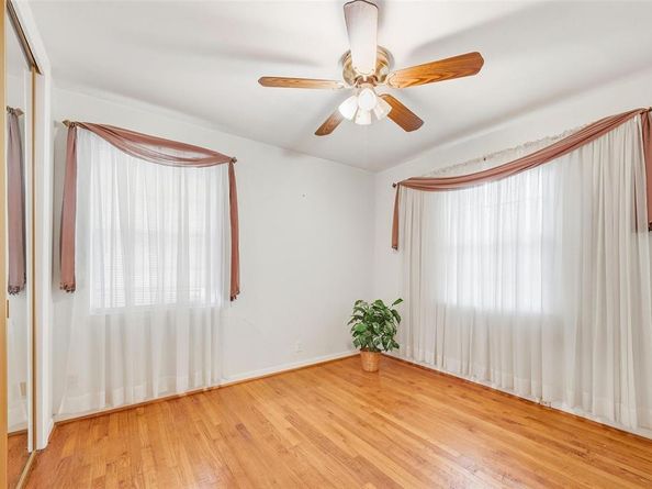 3130  Healey Drive , Dallas Texas 75228