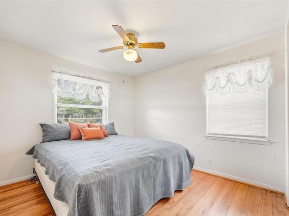 3130  Healey Drive , Dallas Texas 75228
