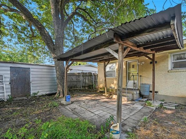 3130  Healey Drive , Dallas Texas 75228