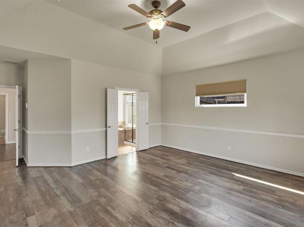 1001  Bell Oak Drive , Kennedale Texas 76060