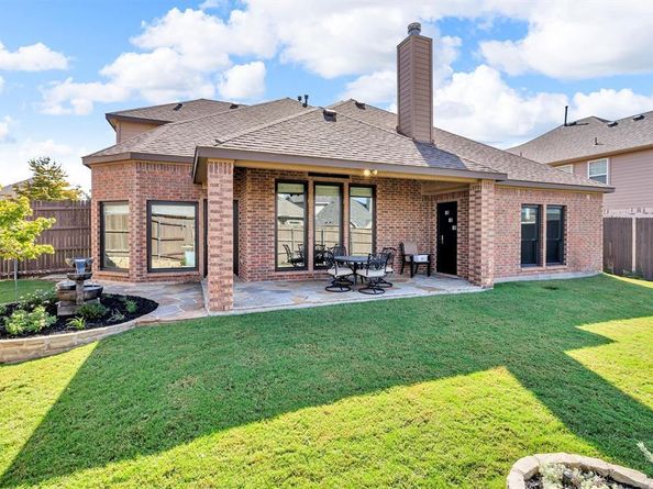 1001  Bell Oak Drive , Kennedale Texas 76060