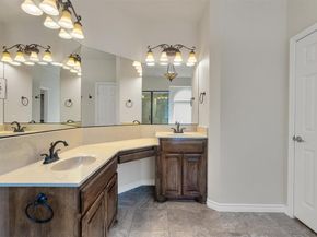 1001  Bell Oak Drive , Kennedale Texas 76060