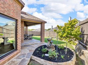 1001  Bell Oak Drive , Kennedale Texas 76060