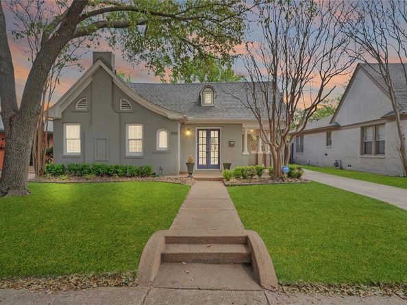 930 N Clinton Avenue , Dallas Texas 75208