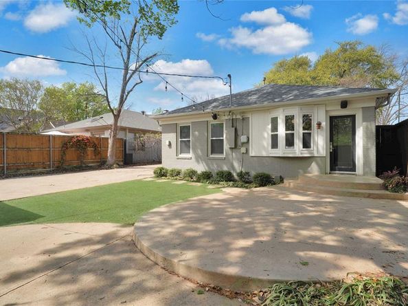 930 N Clinton Avenue , Dallas Texas 75208