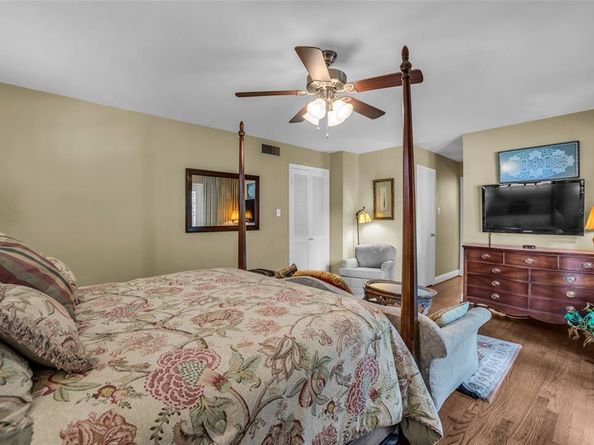 6345  Bandera Avenue  A/11, Dallas Texas 75225