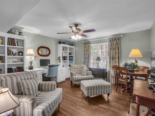 6345  Bandera Avenue  A/11, Dallas Texas 75225