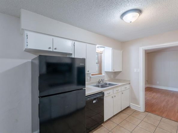 1011  John Reagan Street , Benbrook Texas 76126