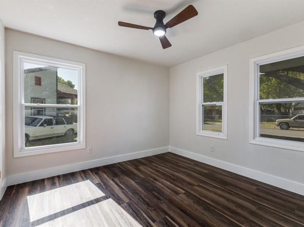 1410  Prichard Lane , Dallas Texas 75217