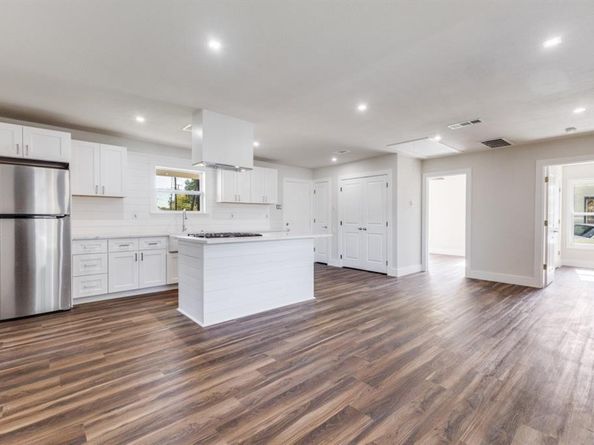 1410  Prichard Lane , Dallas Texas 75217