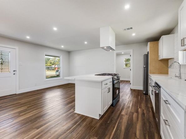 1410  Prichard Lane , Dallas Texas 75217