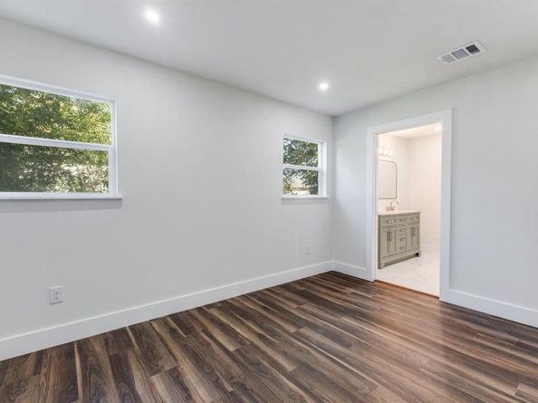 1410  Prichard Lane , Dallas Texas 75217