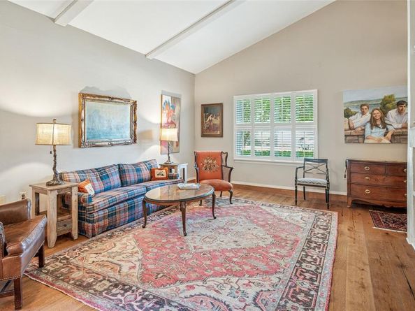 15750  Mapleview Circle , Dallas Texas 75248