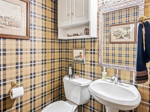 15750  Mapleview Circle , Dallas Texas 75248