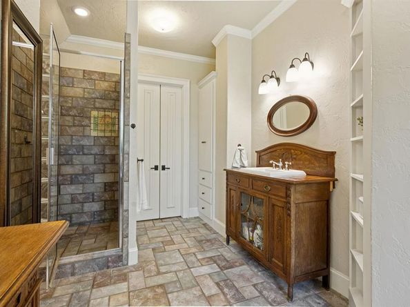 14820  Bellbrook Drive , Addison Texas 75254