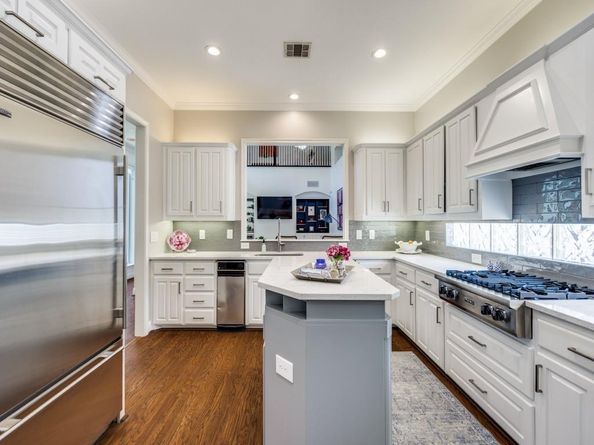 4112  Edith Court , Dallas Texas 75220