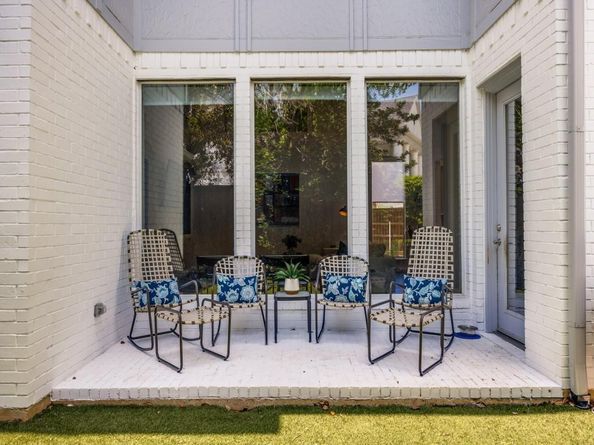 4112  Edith Court , Dallas Texas 75220