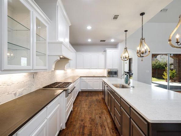 953  Stampede Drive , Frisco Texas 75036