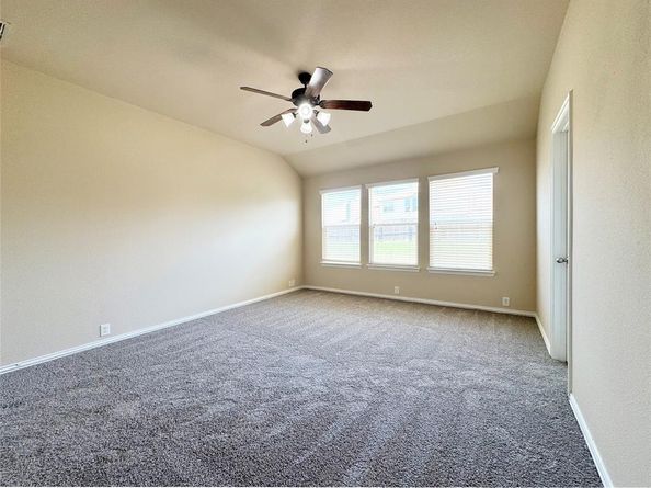 1809  Sparrow Lane , Aubrey Texas 76227