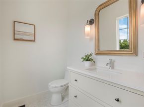 1029  Mobile Street , Dallas Texas 75208