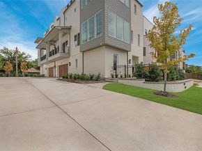 1029  Mobile Street , Dallas Texas 75208