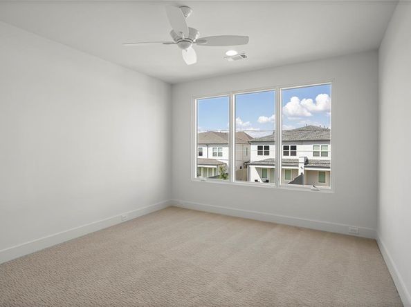 4511  Cowan Avenue , Dallas Texas 75209