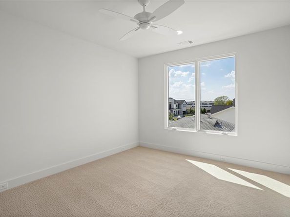 4511  Cowan Avenue , Dallas Texas 75209