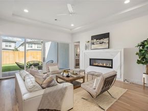 4511  Cowan Avenue , Dallas Texas 75209