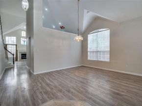 9005  Crown Point Circle , Irving Texas 75063