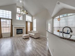9005  Crown Point Circle , Irving Texas 75063