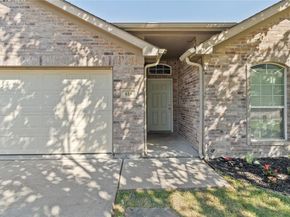 616  Kriston Drive , Azle Texas 76020