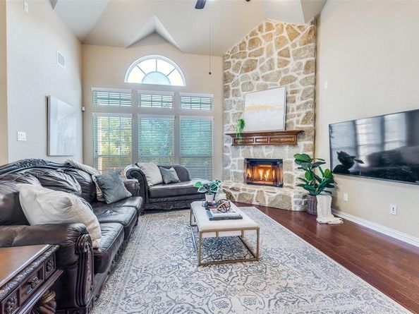 1518 E Oates Road , Garland Texas 75043